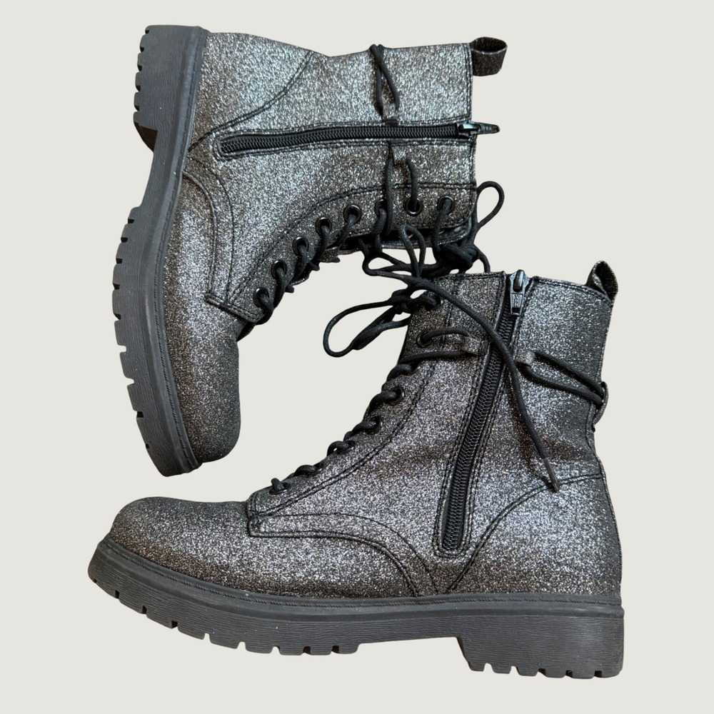 Kohl's Glitter Combat Boots Size 8 Sparkle Lug Sole Side Zip Silver Grey